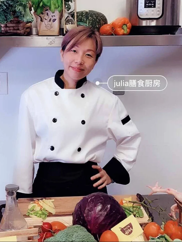 Julia 專業產後導樂照片